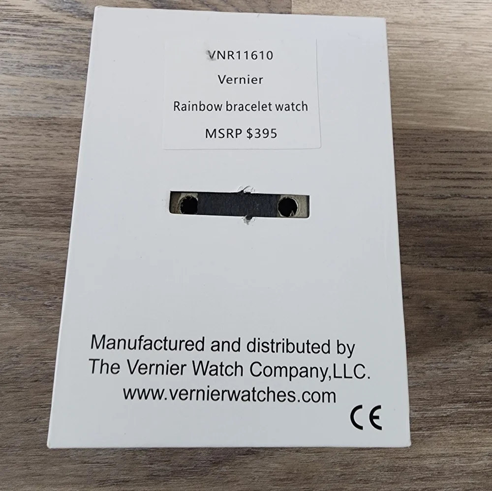 Vernier Women's Oil Silk 32mm Round Link Watch - New In Box